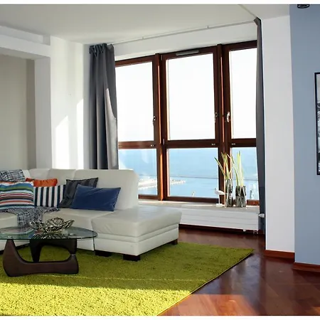 Sea Towers Apartament Pod Zaglami Apartment *